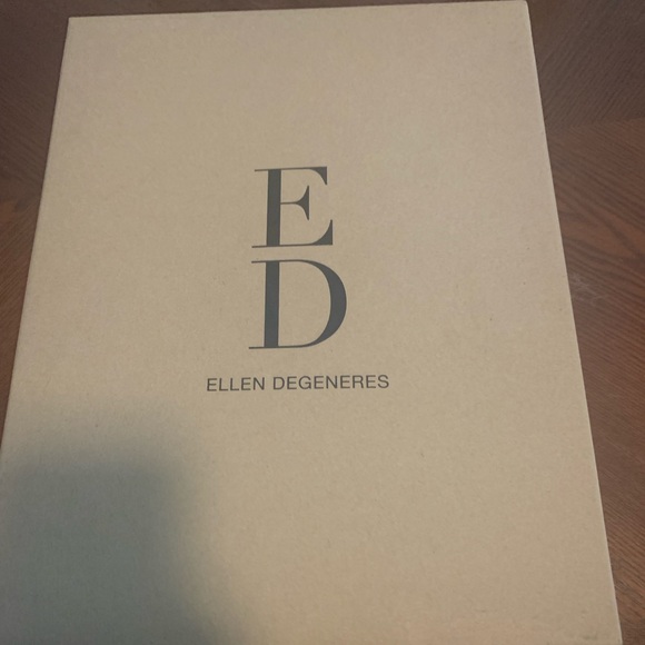 Ellen DeGeneres Leather Ankle Boots Susumu Gravel Gray Size 8 - Picture 10 of 13